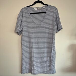 Victoria’s Secret Blue Striped V-Neck Lounge Sleep‎ Shirt Size M